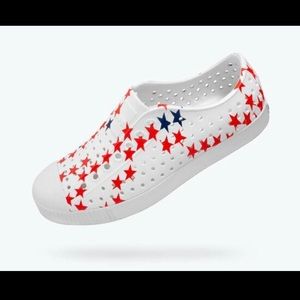 Women’s Natives New With Tags